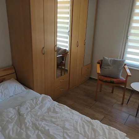 Seite 8 Oder 9 Apartman